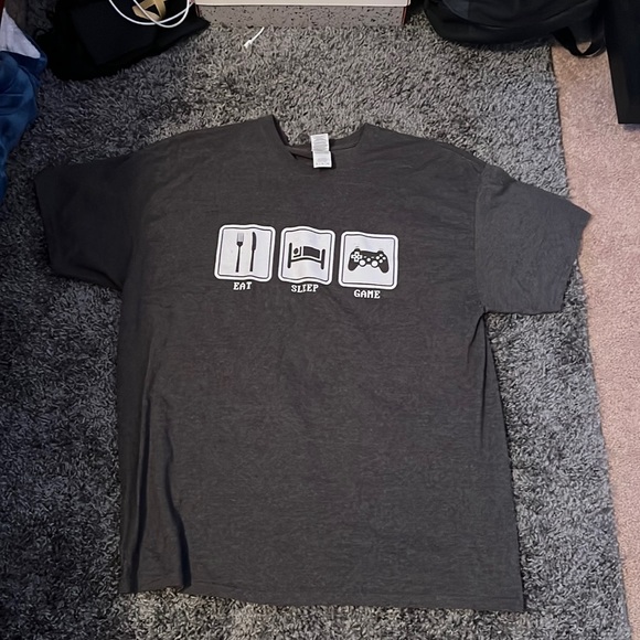 Mens Tee - Picture 2 of 4